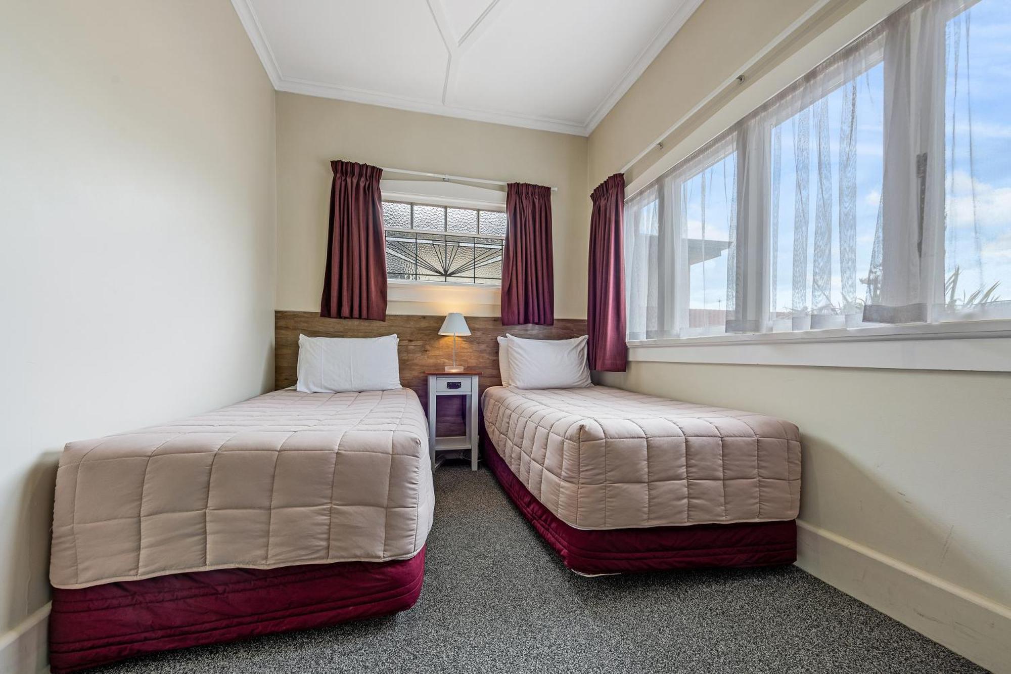 Tower Lodge Motel Invercargill Ngoại thất bức ảnh